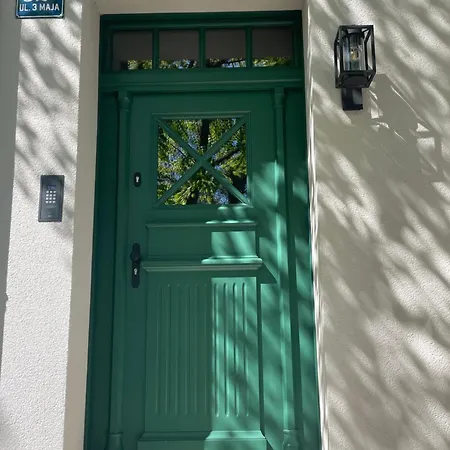 Modern 4 Апартаменты